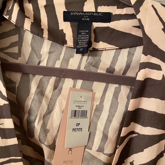 Silk Banana Republic Silk wrap dress - Picture 2 of 4